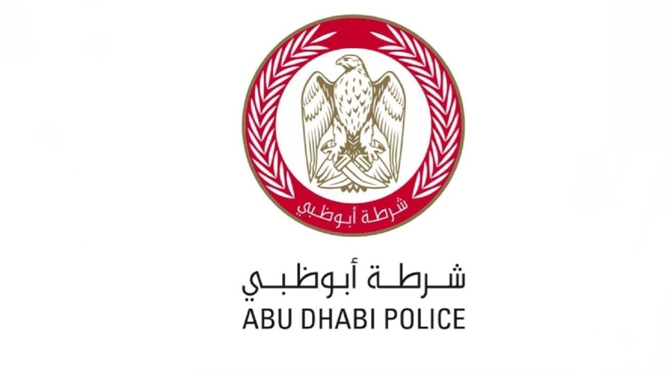 شرطة أبوظبي تسيطر على حريق في مصنع بمنطقة 'مصفح-أيكاد 3'